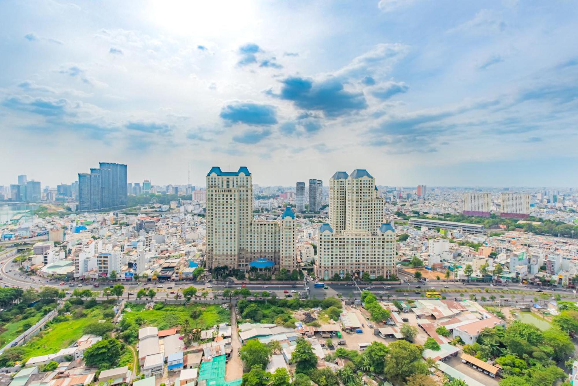 Raddison Luxury Apart-Landmark 81 Area &Great Park Ho Chi Minh City Exterior photo